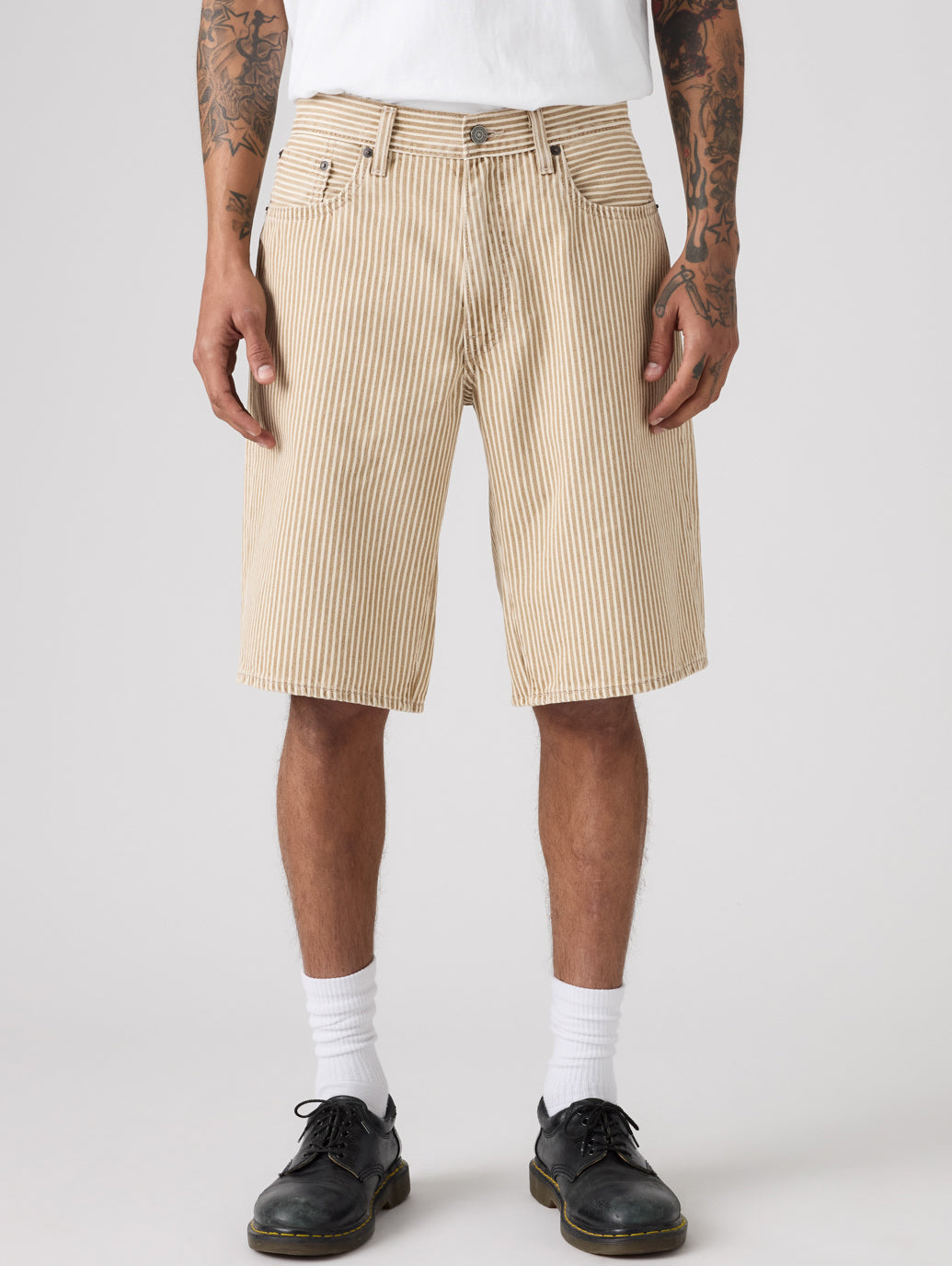 Brioni ベージュ ショートパンツ 478™ バギーショートパンツ ベージュ – リーバイス®公式オンラインストア