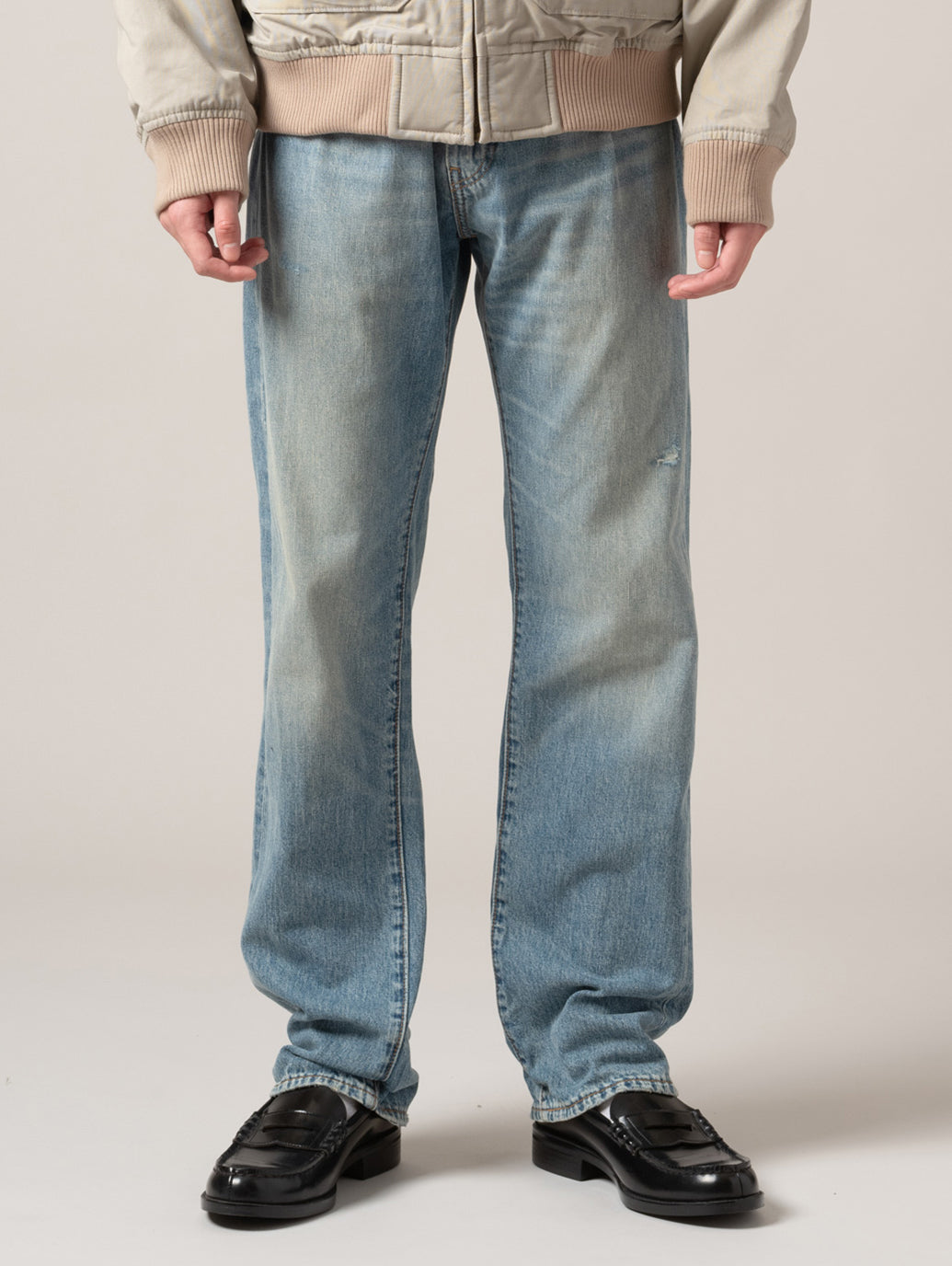 505™ レギュラーフィット ジーンズ ライトインディゴ – リーバイス