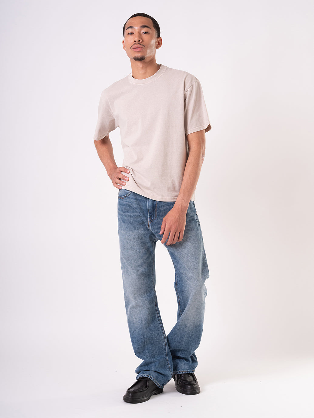 517™ ブーツカット ジーンズ ミディアムインディゴ