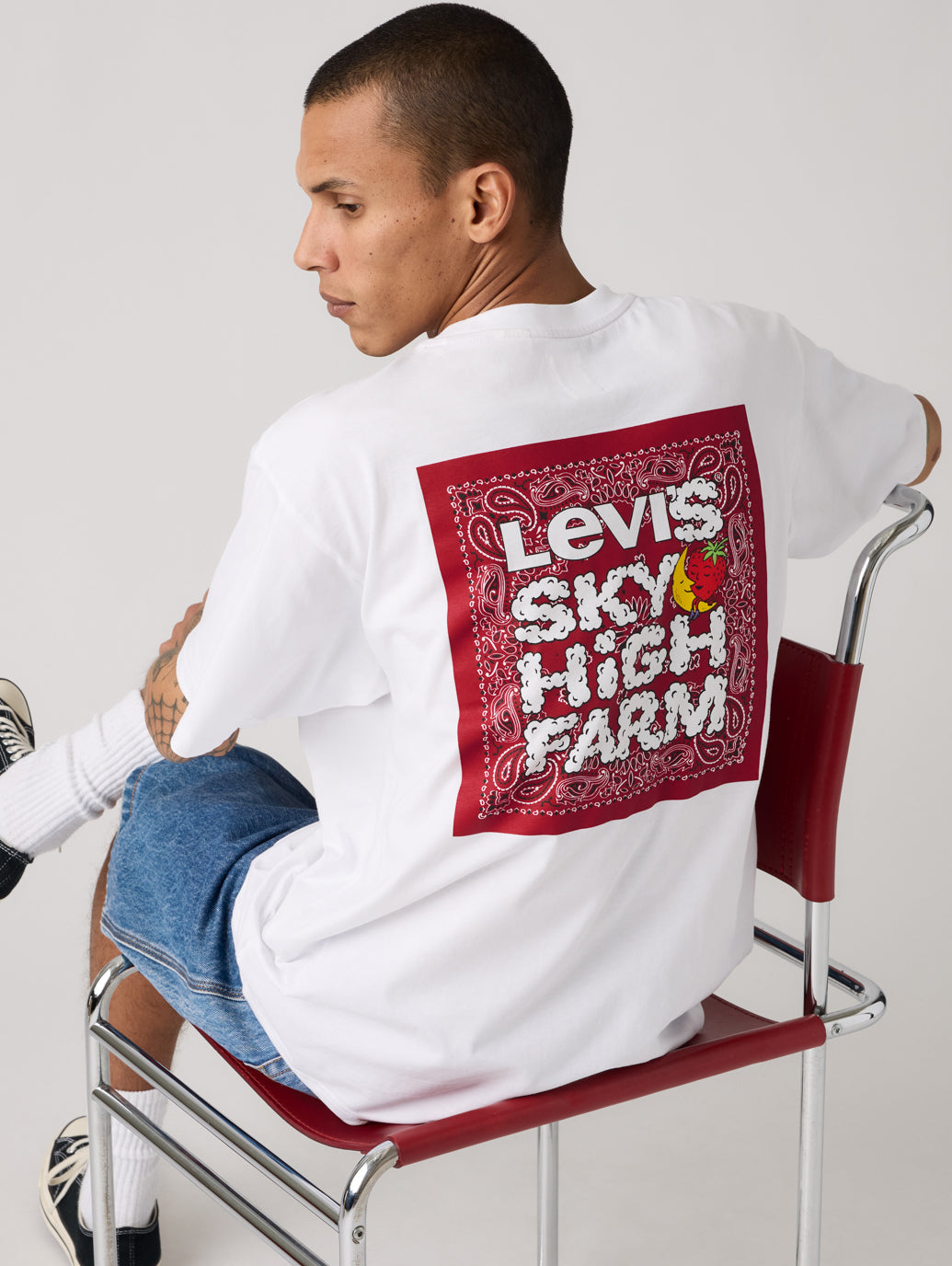 Levi's® x Sky High Farm Goods ポケットTシャツ – リーバイス®公式