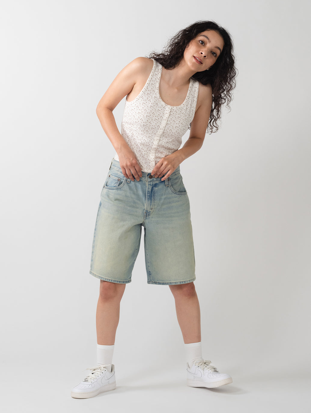 DRY GOODS ヘンリーネックタンクトップ