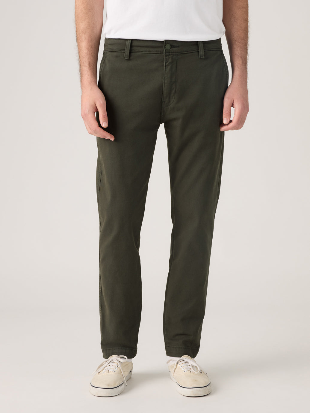 PRADA チノパン テーパード ボタンフライ カーキ メンズ BY56 XX CHINO スタンダードテーパード – リーバイス®公式オンラインストア