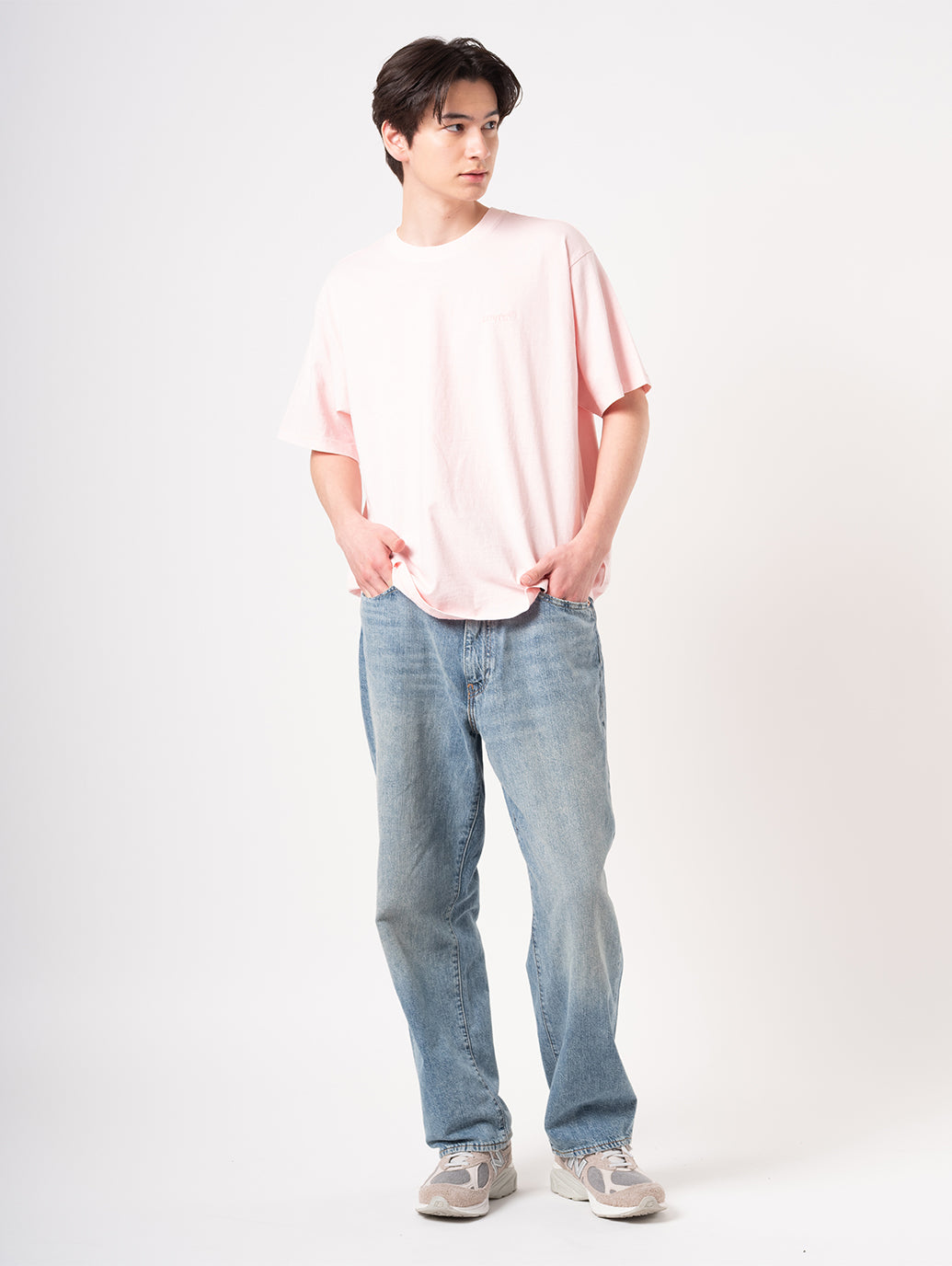 568™ ルーズストレート ミディアムインディゴ