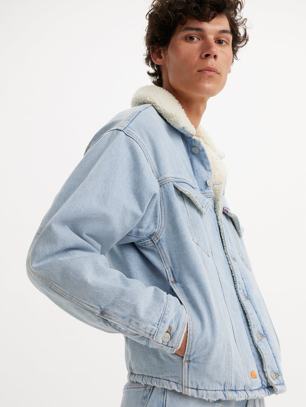 LEVI’S® X ERL シェルパトラッカージャケット