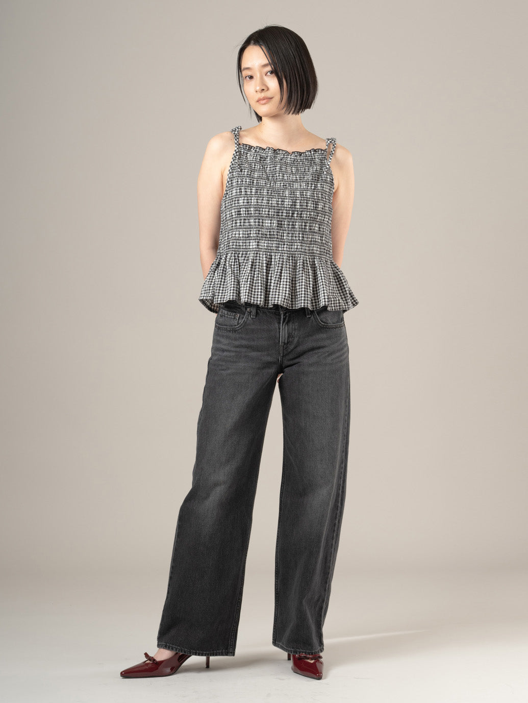 LOW LOOSE ジーンズ ブラック