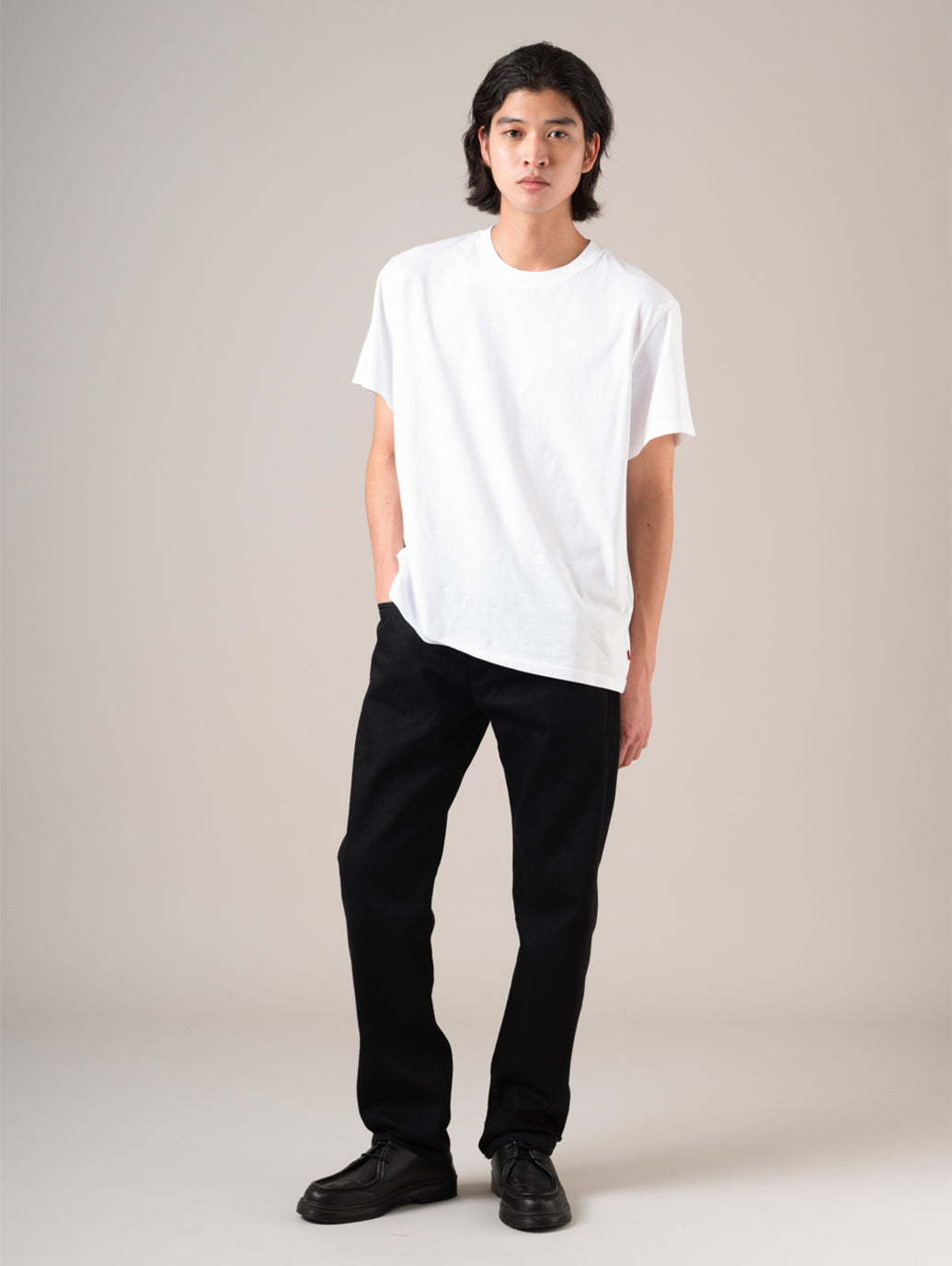 BLUETAB™ 502™ テーパードフィット ジーンズ ブラック