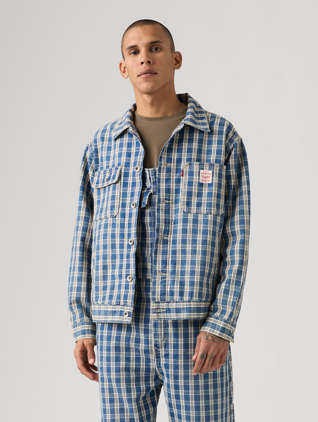 WORKWEAR SUNRISE トラッカージャケット – リーバイス®公式オンライン WORKWEAR SUNRISE トラッカージャケット – リーバイス®公式オンライン