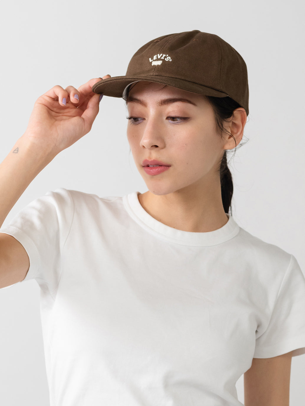 LAZY GIRL ロゴキャップ – リーバイス®公式オンラインストア