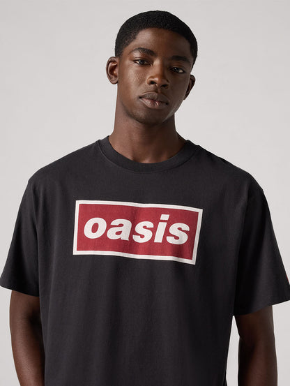 LEVI’S® x OASIS DECA LOGO Tシャツ ブラック 