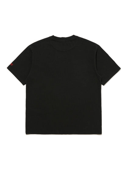 LEVI’S® x OASIS DECA LOGO Tシャツ ブラック 