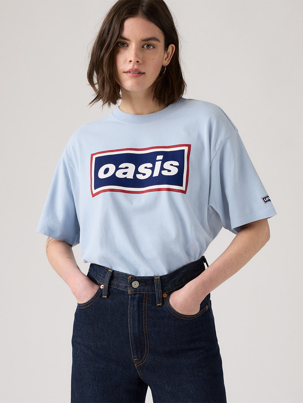 LEVI’S® x OASIS LOGO Tシャツ