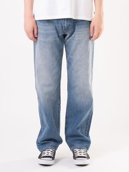 555™ リラックスストレート ジーンズ インディゴブルー