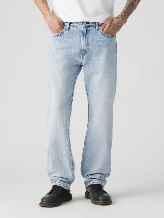 555™ リラックスストレート ジーンズ ライトインディゴ