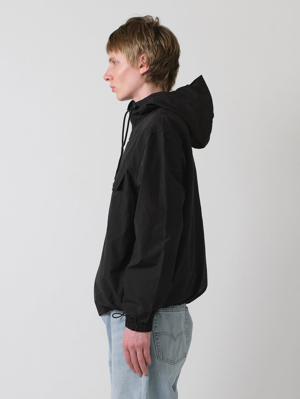 ウィンドブレーカー – リーバイス®公式オンラインストア