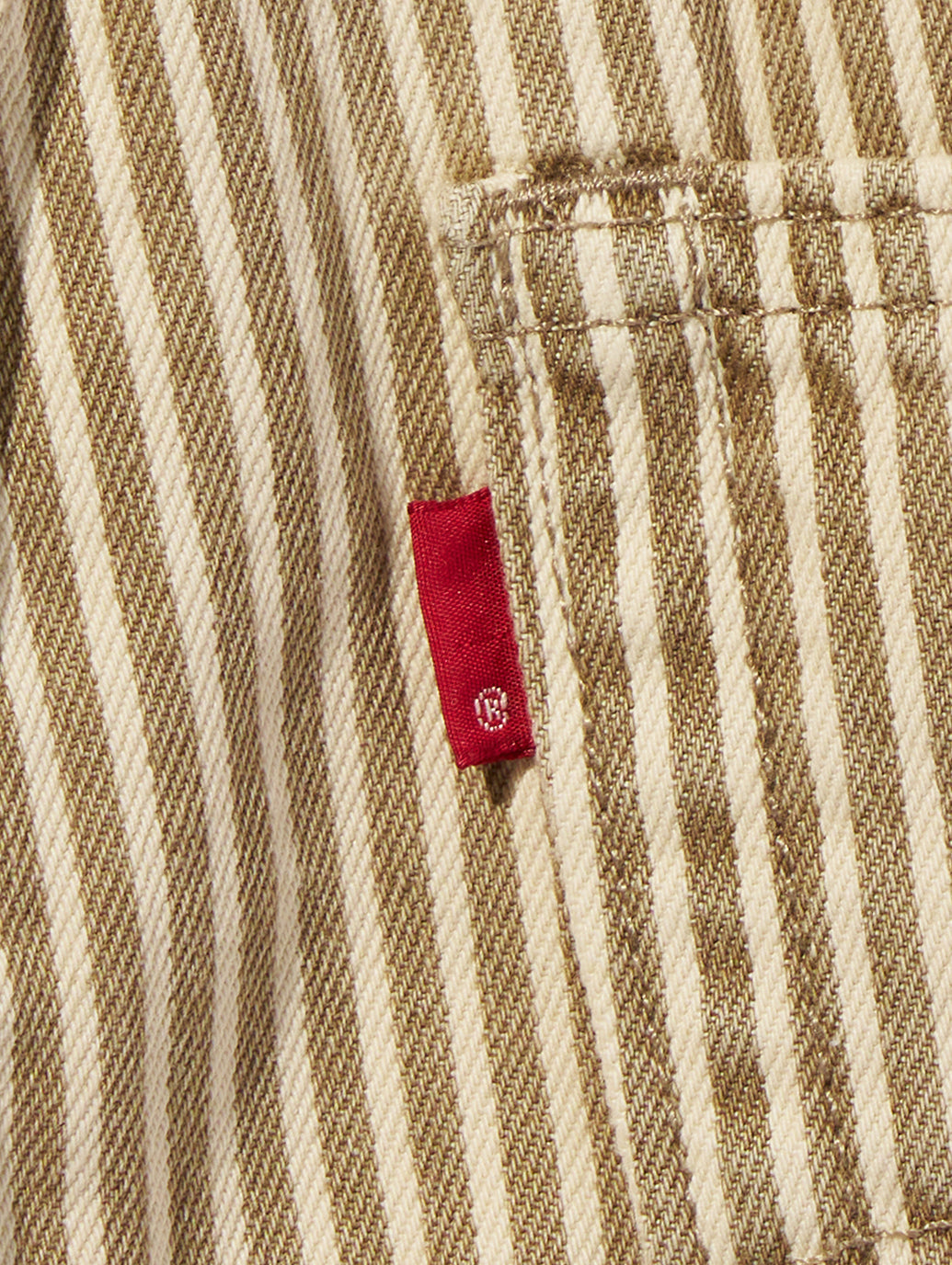 478™ バギーショートパンツ ベージュ – リーバイス®公式オンラインストア