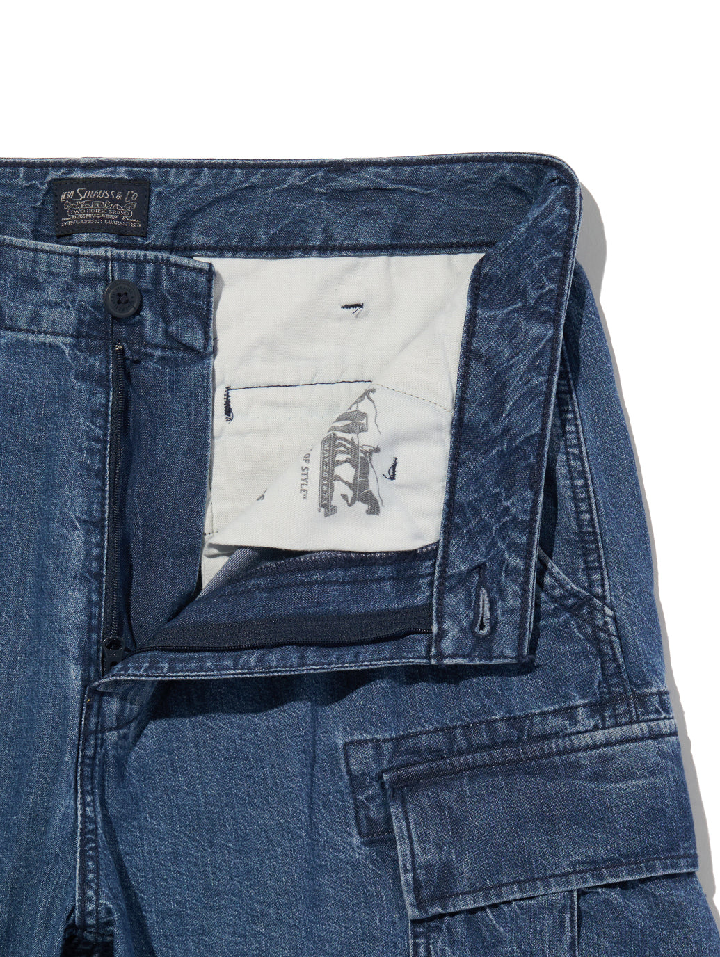 キャリアカーゴ ショートパンツ ミディアムインディゴ 