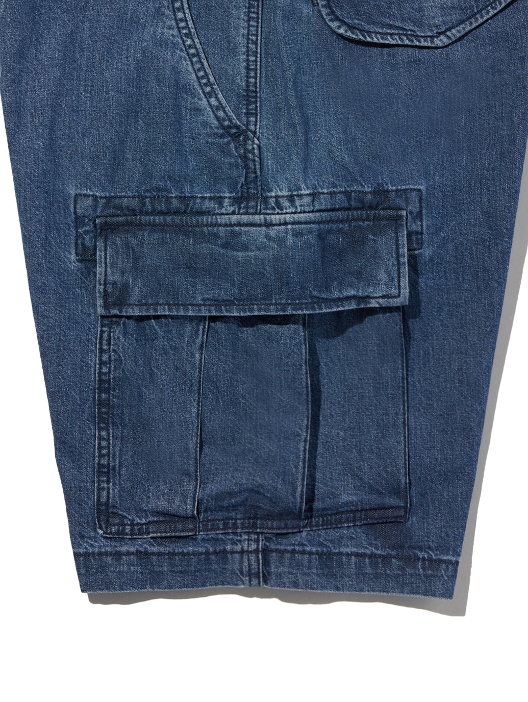 キャリアカーゴ ショートパンツ ミディアムインディゴ 