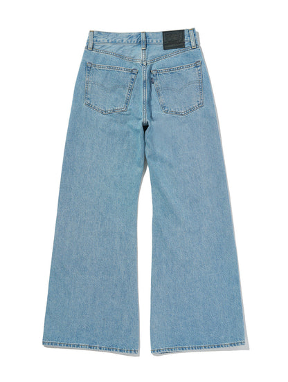 BLUETAB™ CARVE リラックスジーンズ ライトインディゴ