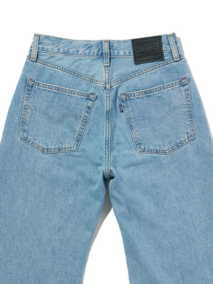 BLUETAB™ CARVE リラックスジーンズ ライトインディゴ