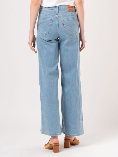 318™ シェーピング ワイドレッグ ライトインディゴ 