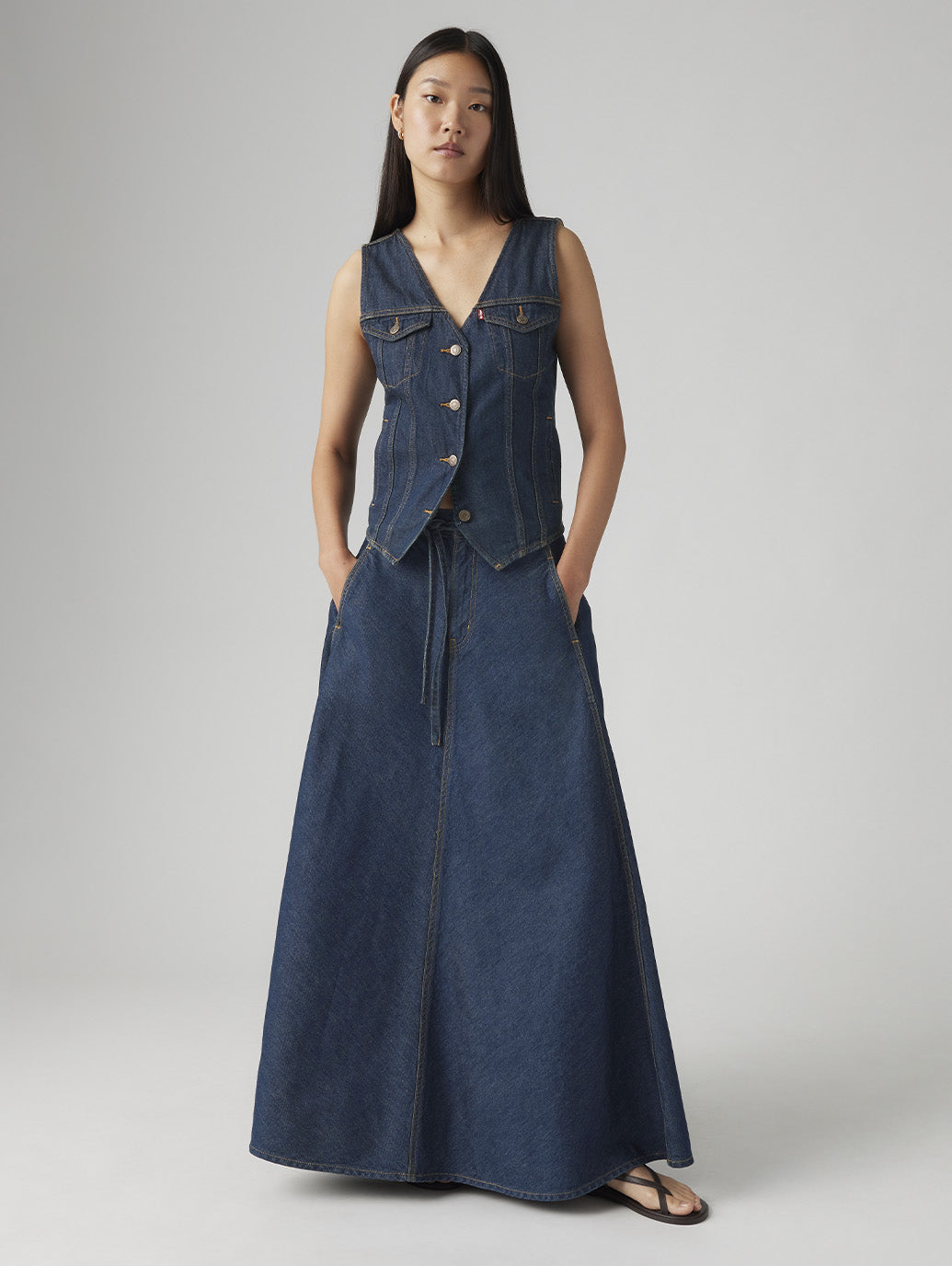 XL SKIRT ダークインディゴ – リーバイス®公式オンラインストア