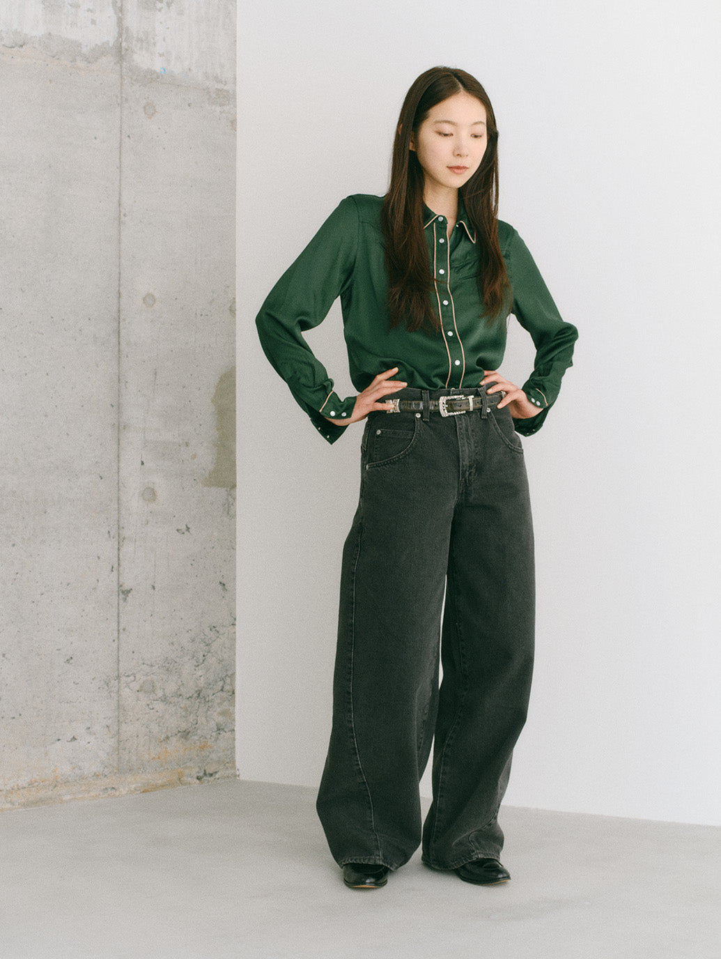 SUPER BAGGY バレルジーンズ ブラック