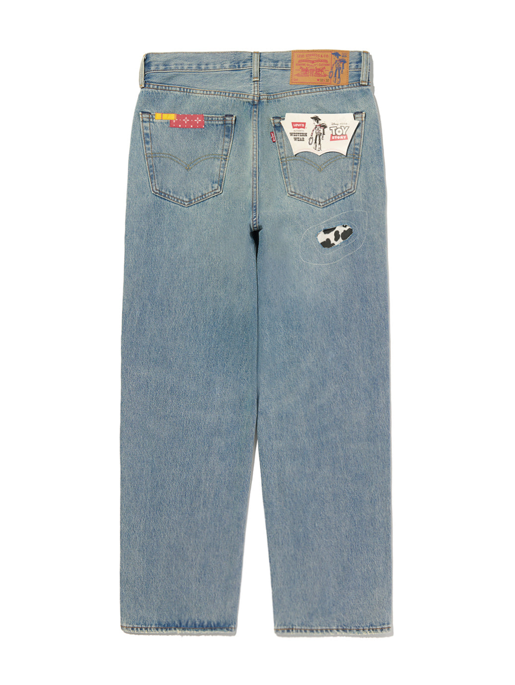 34 LEVI’S x TOY STORY 568™ Loose ジーンズ LEVI'S® x TOY STORY 568™ Loose ジーンズ – リーバイス®公式