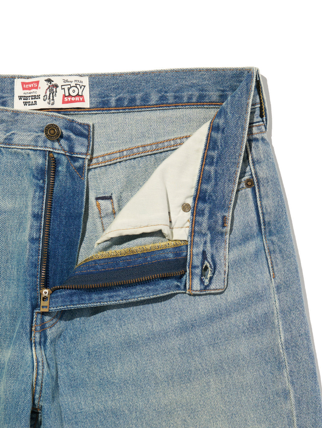 LEVI’S® x TOY STORY 568™ Loose ジーンズ