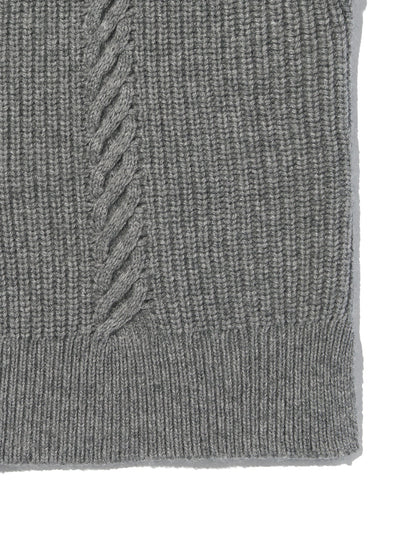 ケーブルニット ベスト