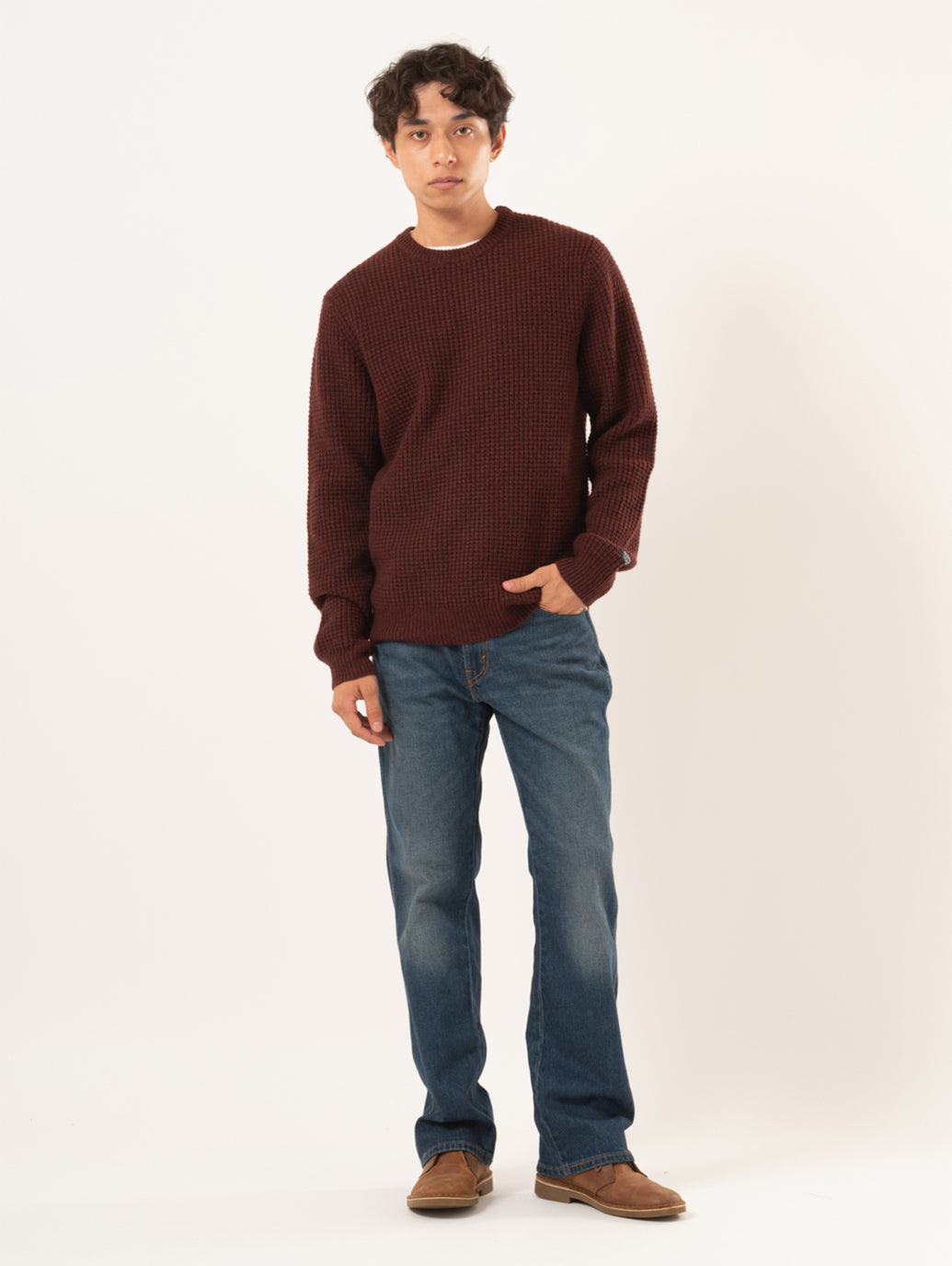 プレシディオ クルースウェット ブラウン – リーバイス®公式オンライン