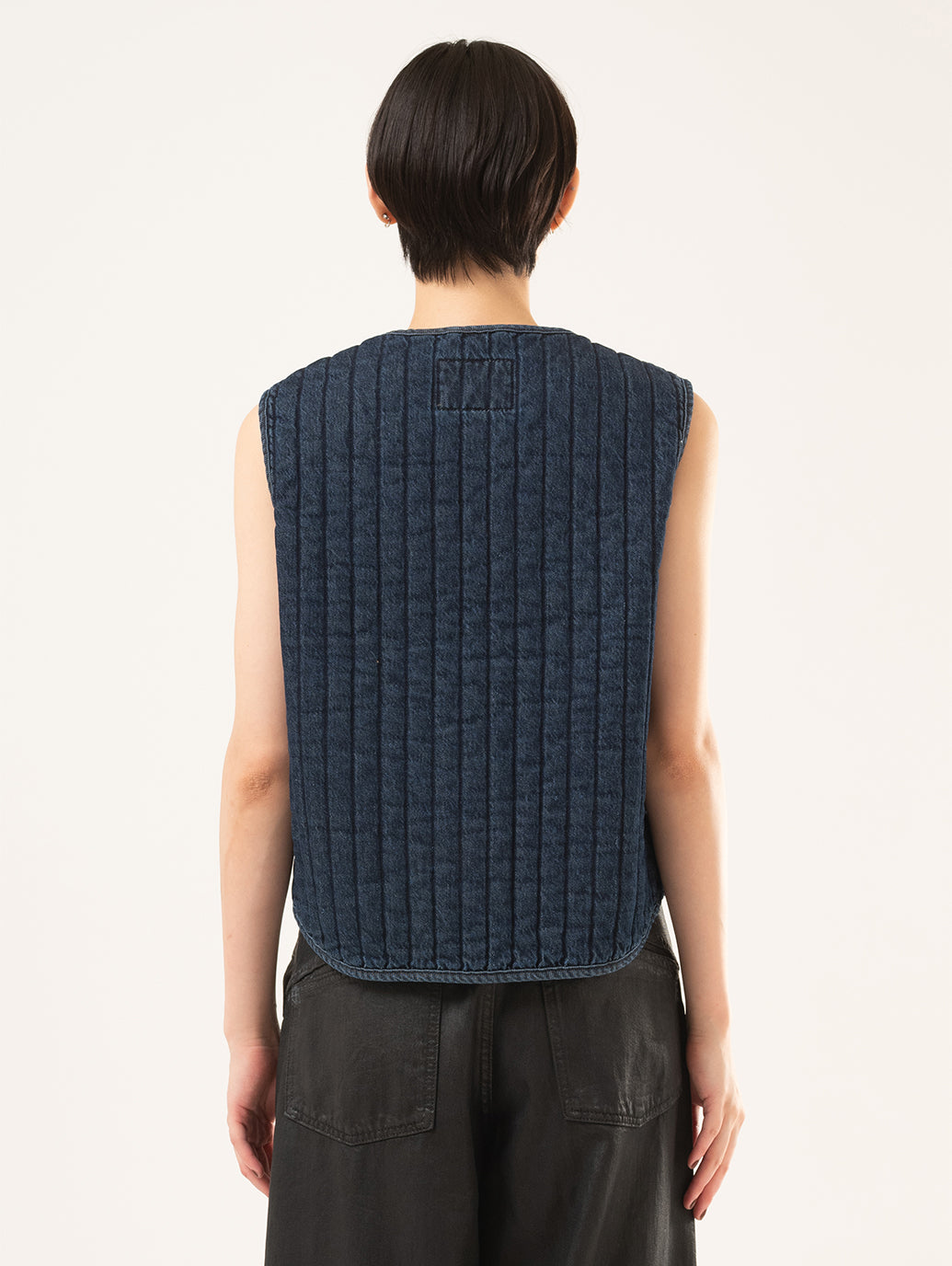 ISSEY MIYAKE ネイビー ベスト ロング丈 ISSEY MIYAKE ネイビー ベスト ロング丈 Issey Miyake ベスト 【公式通販】