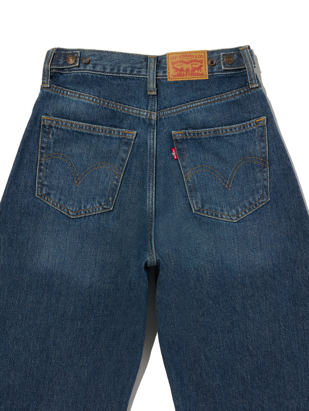 CINCH バレルジーンズ ミディアムインディゴ