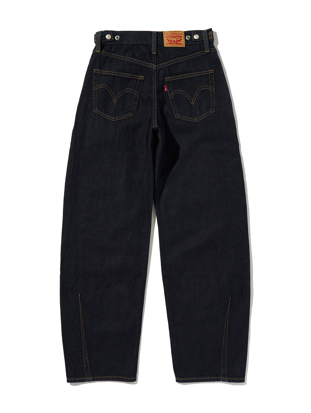 CINCH バレルジーンズ ダークインディゴ – リーバイス®公式オンライン