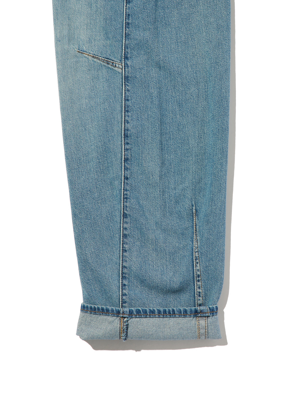 CINCH バレルジーンズ ミディアムインディゴ