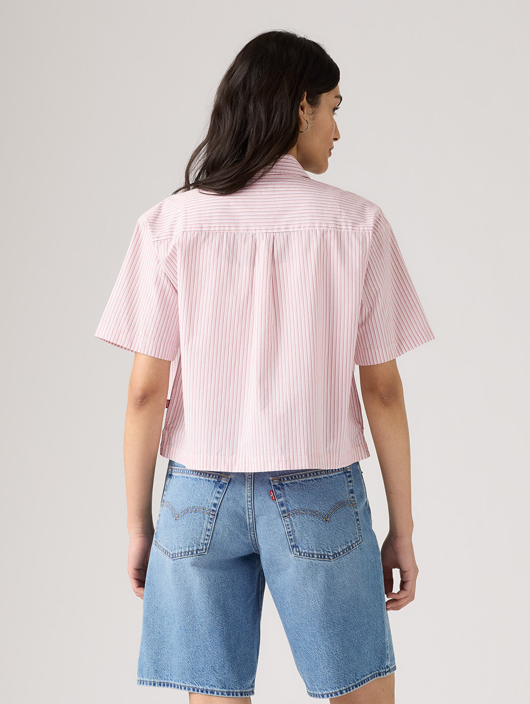 HARLIE SS クロップドシャツ – リーバイス®公式オンラインストア