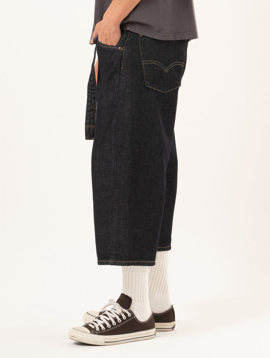 TWISTED BAGGY ジーンズ カプリ ダークインディゴ