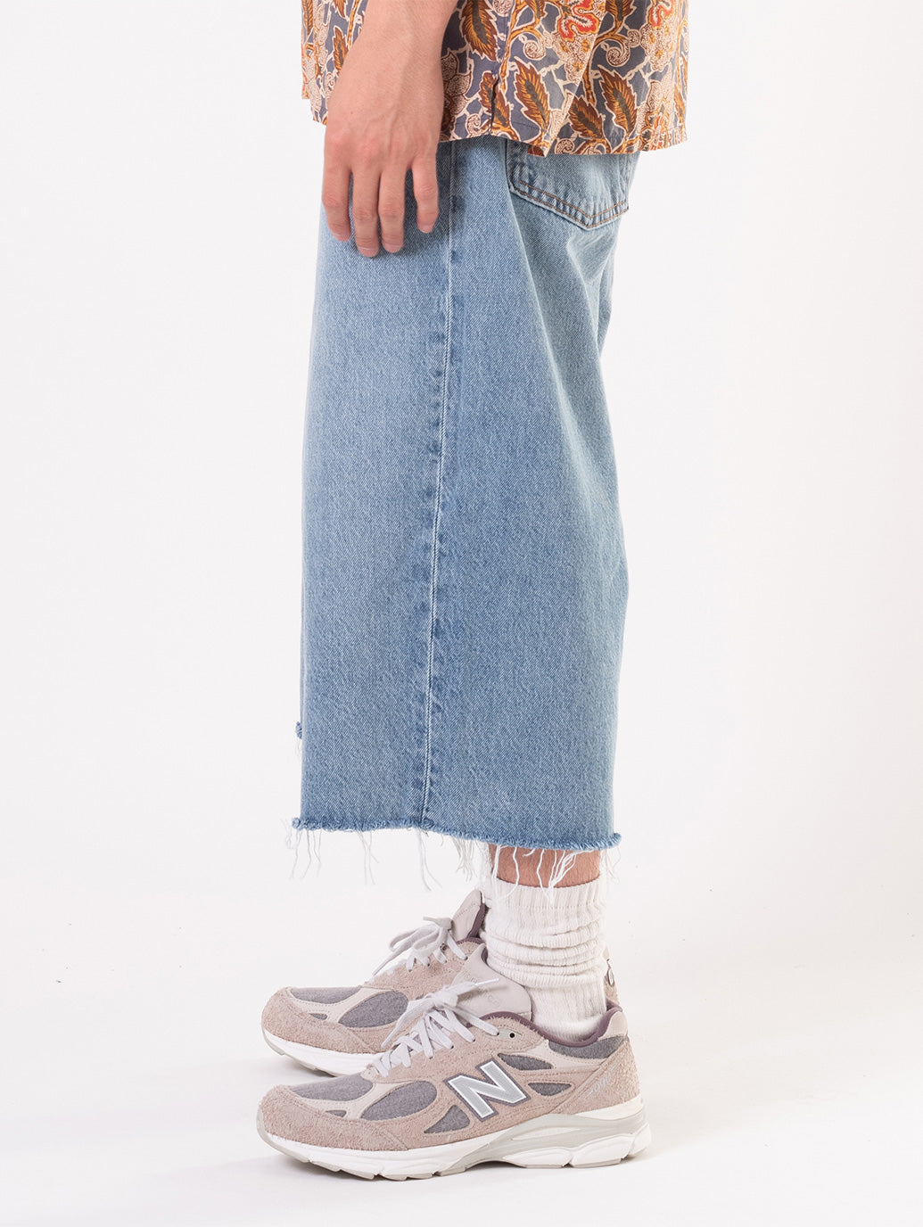 578™ バギージーンズ カプリ ミディアムインディゴ 