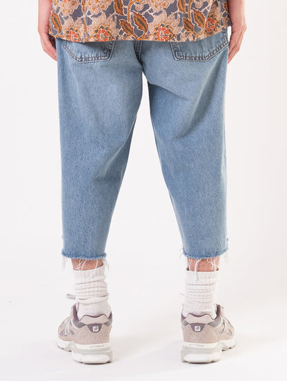 578™ バギージーンズ カプリ ミディアムインディゴ 