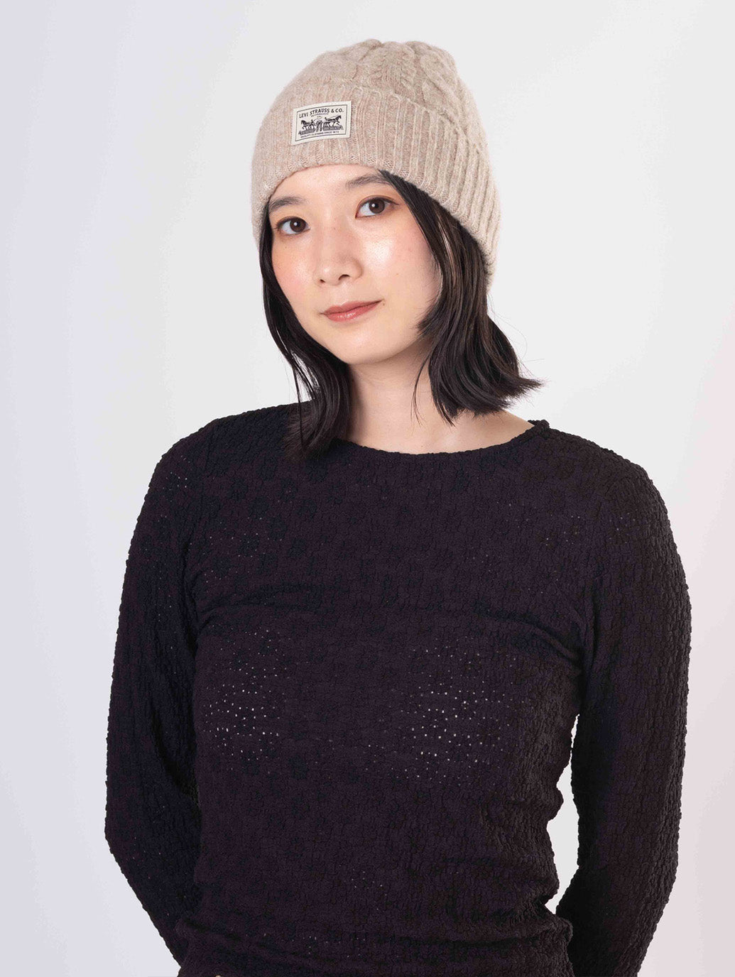 ケーブルニットバックパッチビーニー
