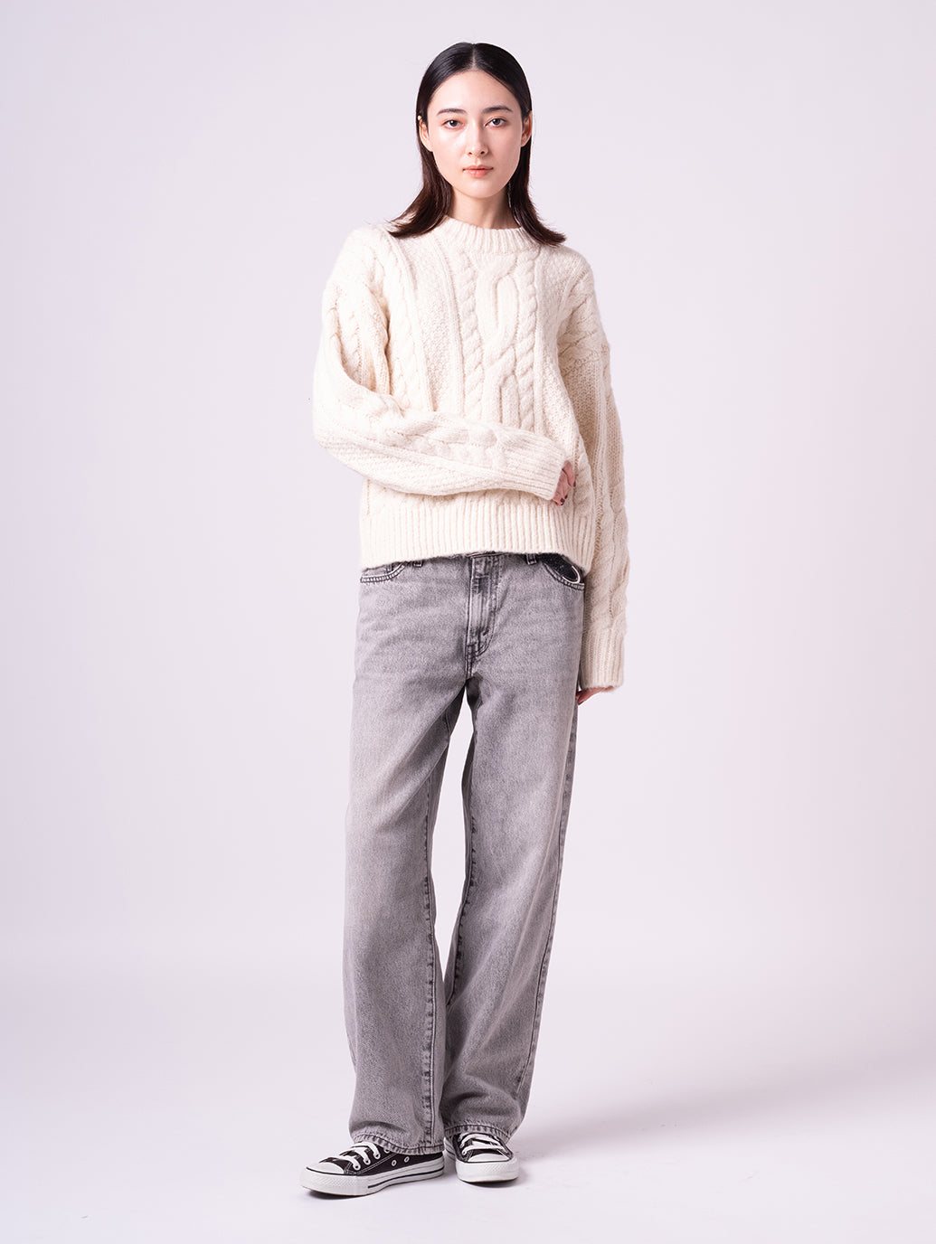 INES ケーブルニットセーター