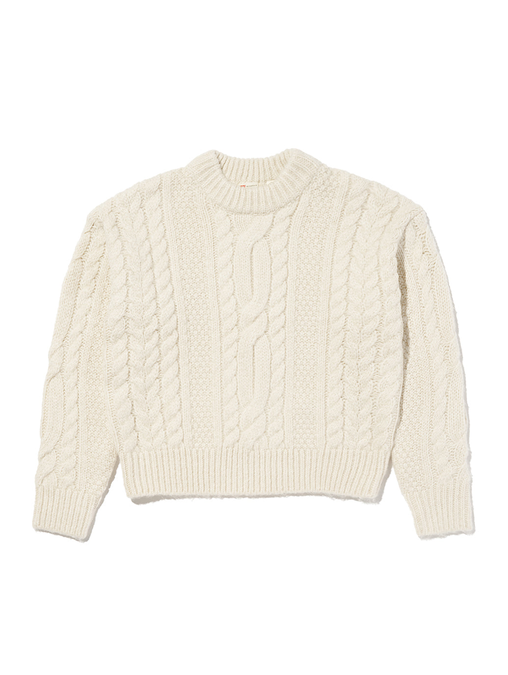 INES ケーブルニットセーター