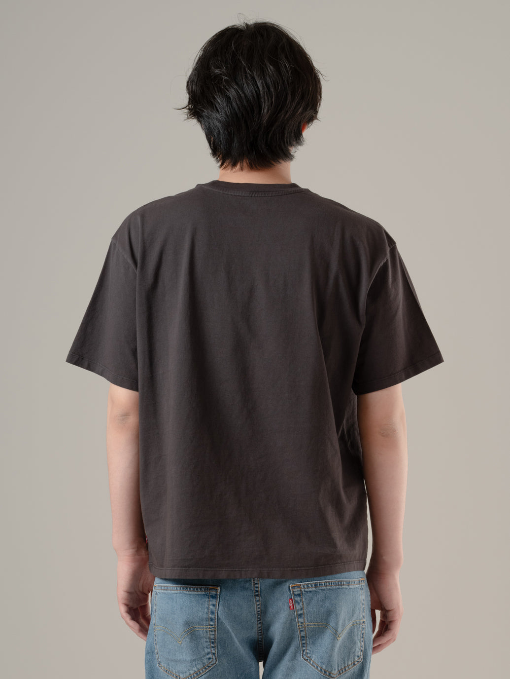 グラフィックボックスTシャツ