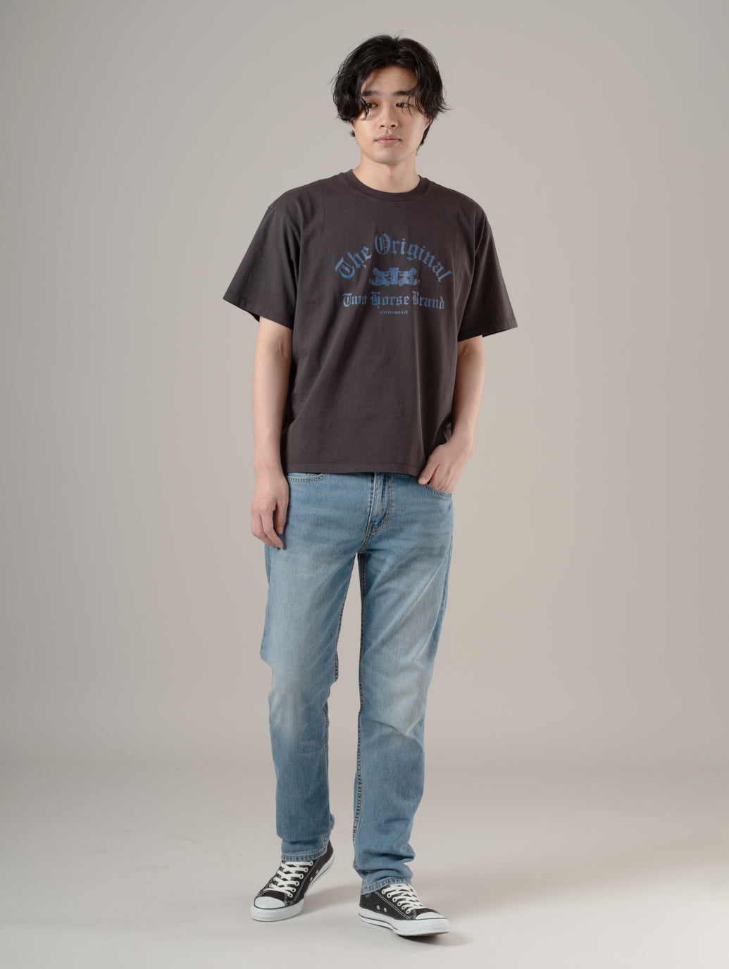 グラフィックボックスTシャツ