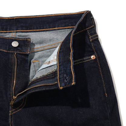 ストレートフィット AMA RINSEY 