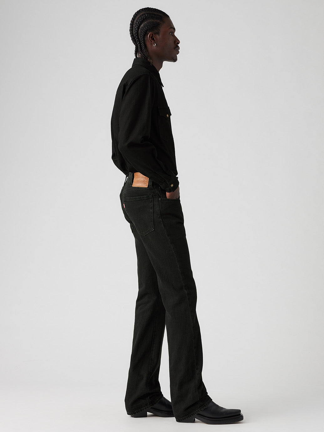 Levi’s517 USA製 フェードブラック 雰囲気系 ブーツカットのレジェンドシルエット！ 今、手に入れたい【 Levi's517
