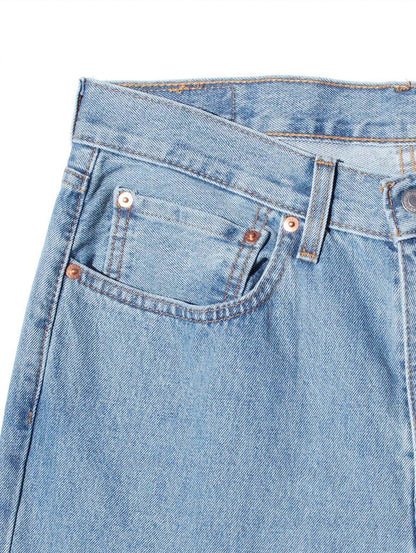 550™ リラックス ジーンズ ライトインディゴ