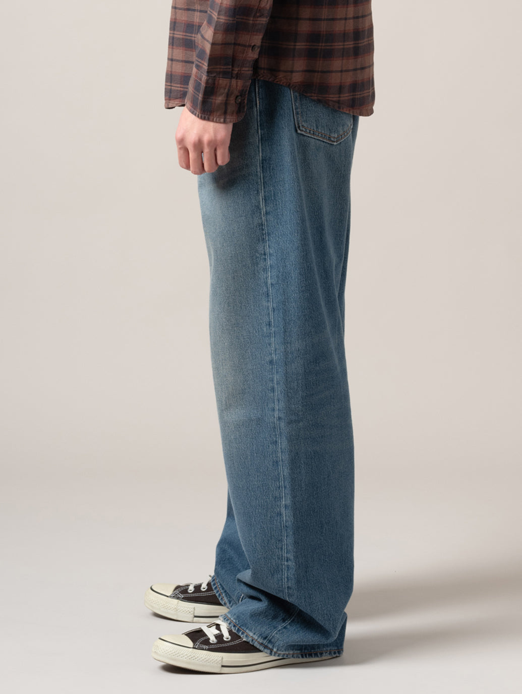 501® LOOSE ジーンズ ミディアムインディゴ – リーバイス®公式