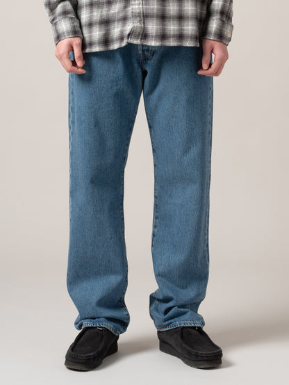 501® RELAXED ジーンズ ミディアムインディゴ