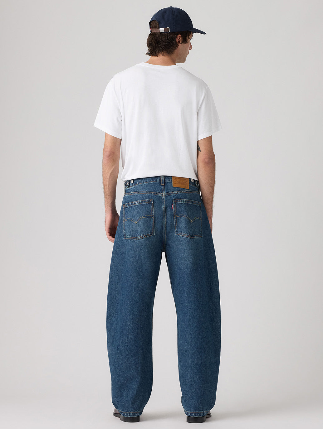 BAGGY BARREL JEANS