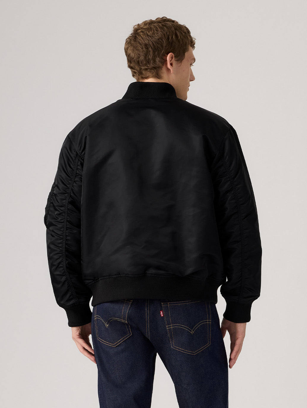 MA-1 ボンバージャケット – リーバイス®公式オンラインストア